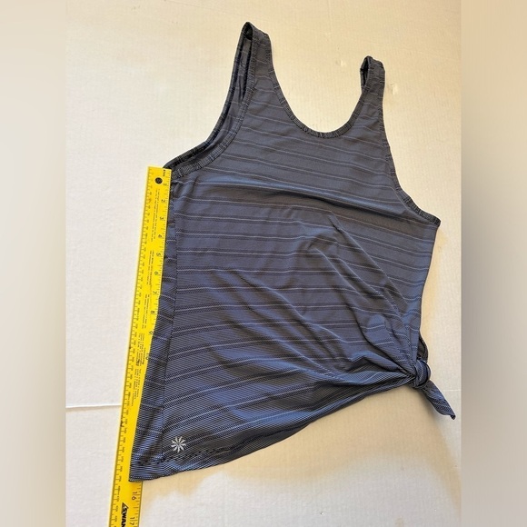 Athleta women’s tank top Max Outside Tie Knot in Navy blue stripe Sz-S Z8 - Picture 7 of 7